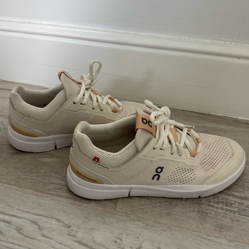 On The Roger Spin Dew Savannah Size 7.5 - Picture 12 of 15